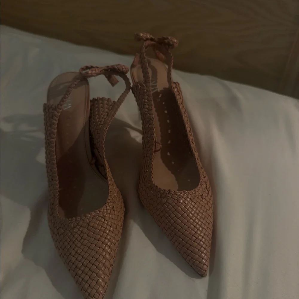 Zara Women's Beige Woven Heels - Picture 4 of 5